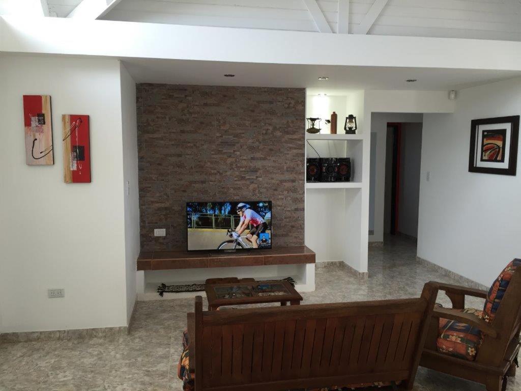 Casa Patagonica Los Frutales El Calafate Luaran gambar